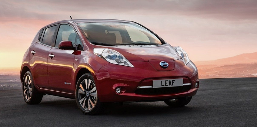 Электромобиль Nissan LEAF