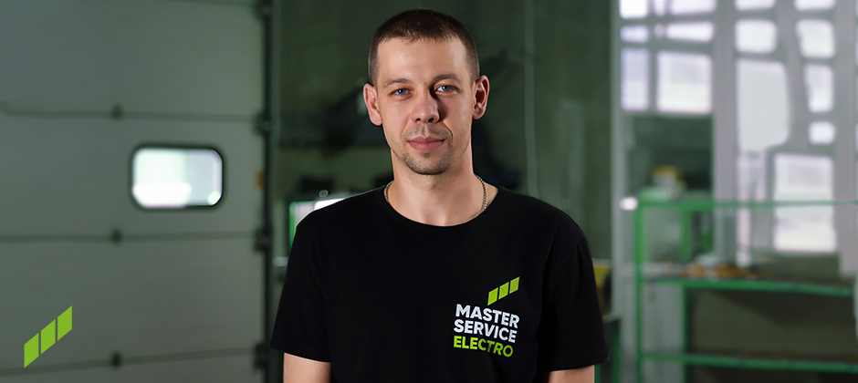 Артём Торцунов  — Master Service Electro