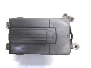 1K0915333C (SKODA) Полка аккумуляторная в сборе пластик 4 частиSkoda Octavia A5 04-13