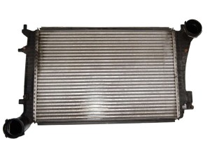 1K0145803G (SKODA) Радіатор інтеркулераVW Caddy III 04-15 Audi A3 03-12 Skoda Octavia A5 04-13