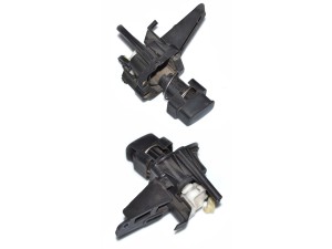 8200006191 (RENAULT) Кнопка открытие крышки багажника наружнаяRenault Trafic 00-14 Nissan Primastar 02-14 Opel Vivaro 01-14