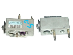 52260690 (CITROEN) Расширительный клапанCitroen C5 01-08