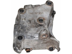 96285843 (PEUGEOT) Кронштейн подушки двигателя переднейPeugeot Partner 96-08