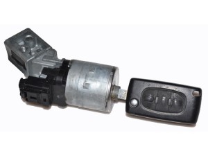 RA12606 (FIAT) Замок зажиганияToyota ProAce 13-16 Fiat Scudo 07-16 Peugeot Expert 07-16