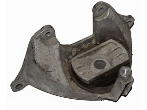 46845345 (FIAT) Опора двигателя леваяFiat Punto 03-10