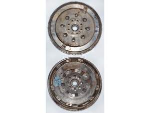 9644595980 (FIAT) Маховик демпфернийFiat Scudo 95-07 Peugeot Expert 95-07 Citroen Jumpy 95-07