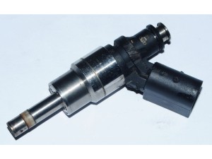 0261500014 (BOSCH) Форсунка бензин  электрическаяVW EOS 06-15 Audi A3 03-12 Skoda Octavia A5 04-13