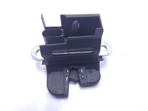 5M0827505B (VW) Замок крышки багажника электрический универсалVW Golf V 03-09