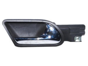 1K1837114D (VW) Ручка дверей внутрішня передня права хромVW Golf Plus 05-14 VW Jetta V 05-10 VW Golf V 03-09