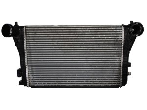 1K0145803L (VW) Радиатор интеркулера