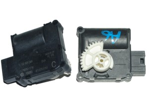 4F0820511B (AUDI) Шаговый двигатель печкиAudi A6 04-11