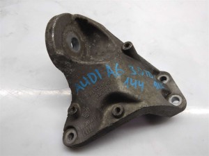 4F0399113B (AUDI) Кронштейн подушки АКПП левыйAudi A6 04-11