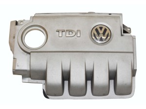 03G103967 + 03G10390 (VW) Накладка двигателя декоративнаяVW Passat B6 05-10