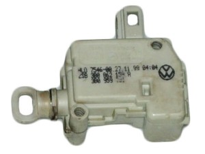 3B0862159A (AUDI) Привод замка крышки багажника электрическийAudi A6 97-04