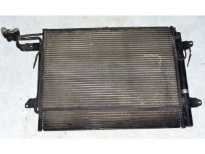 1T0820411E (VW) Радиатор кондиционера -08
