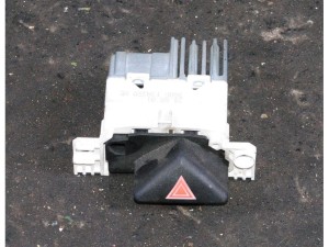 98AG13A350AE (FORD) Кнопка аварийкиFord Focus I 98-04