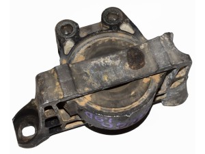 8M516F012SB (FORD) Опора двигателя праваяFord Focus II 04-11