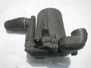 044129607T (VW) Корпус воздушного фильтра -96VW Transporter T4 90-03