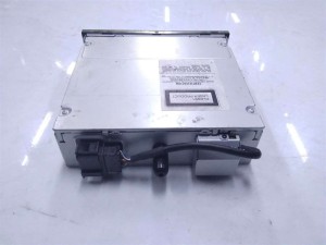 1K0035110A (VW) CD чейнджерVW Golf V 03-09