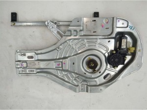 824502E010 (HYUNDAI) Стеклоподъемник передний левый электрический 6 пиновHyundai Tucson 04-09