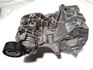 96440531 (CHEVROLET) Кронштейн ТНВДChevrolet Captiva 06-11