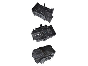 13354419 (CHEVROLET) Полка аккумуляторная пластик нижняя частьOpel Astra J 10-15 Chevrolet Orlando 10-18