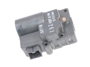 MR268261 (MITSUBISHI) Шаговый двигатель печкиMitsubishi Carisma 95-04