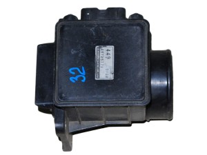 E5T05371 (MITSUBISHI) Расходомер воздухаMitsubishi Carisma 95-04