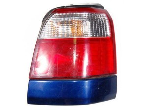 RA22604 (SUBARU) Фонарь правый 00-Subaru Forester 97-02