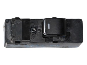 GMM666370 (MAZDA) Кнопка склопідйомникаMazda 6 12-