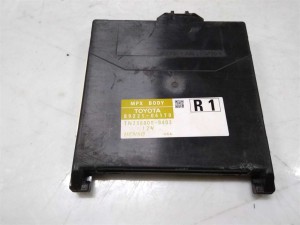 8922106170 (TOYOTA) Блок электронный комфортаToyota Camry USA 11-15