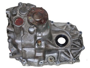 3040060Y12 (NISSAN) Корпус КПП заднійNissan Primera P11 96-02