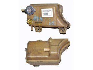 164800G011 (TOYOTA) Бачок розширювальнийToyota Avensis 97-03