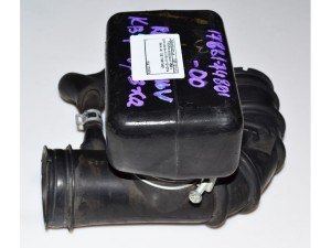 1788174801 (TOYOTA) Патрубок воздуха от КВФ к дрос заслонToyota RAV4 94-00