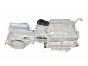 72120AG130 (SUBARU) Корпус печки климатконтроль -06Subaru Outback 03-09