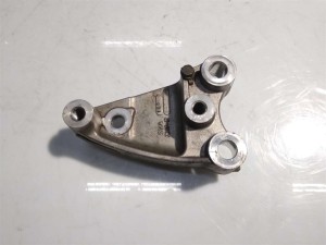 50625SVAA00 (HONDA) Кронштейн подушки двигателяHonda Civic 4D 05-12