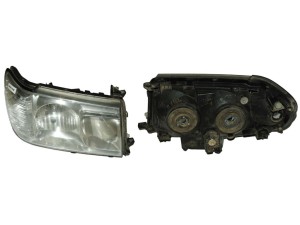 8113060B10 (TOYOTA) Фара правая электрокорректором 05-Toyota Land Cruiser 100 98-07