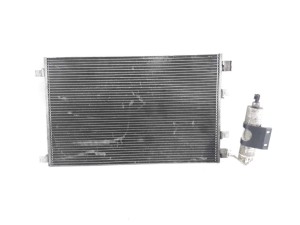 92100JD200 (NISSAN) Радиатор кондиционера под МКПП