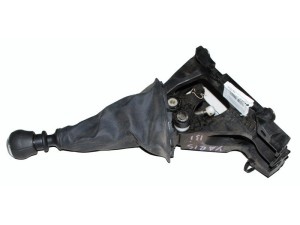 335300D070 (TOYOTA) Кулиса переключения МКППToyota Yaris 05-12