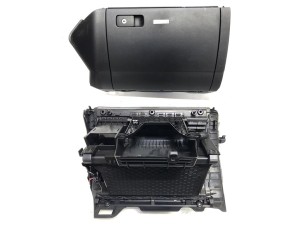 5G1857097AA (VW) БардачокVW Golf VII 12-20