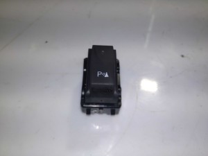 284480002R (RENAULT) Кнопка парктроникаRenault Trafic 14- Renault Megane III 09-16