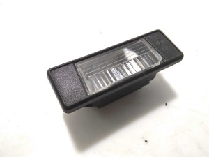 26510JD00A (NISSAN) Ліхтар підсвічування номераNissan Qashqai 14-22 Nissan Juke 10-19 Nissan Qashqai 07-14