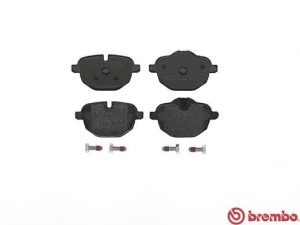 P06064 (BREMBO) Колодки гальмівні дисковіBMW X3 F25 10-17 BMW 5 G30-38 16- BMW 5 F10-18 10-17