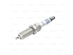 0242135524 (BOSCH) Свіча запалюванняRenault Scenic III 09-16 Renault Megane III 09-16 Nissan Qashqai 07-14