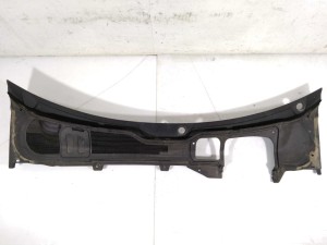 LR027199 (LAND ROVER) Пластик под лобовое стеклоRange Rover Evoque 11-19