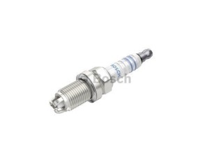 0241235697 (BOSCH) Свіча запалюванняAudi A4 04-08 Skoda Octavia A5 04-13 SEAT Leon 05-12