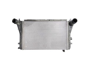 3C0145805AN (VW) Радіатор інтеркулераVW Passat B7 10-15 VW Tiguan 08-16 SEAT Alhambra 10-22