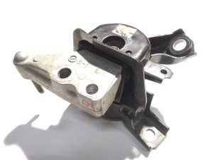 1230536090 (TOYOTA) Опора двигателя праваяToyota RAV4 HYBRID 15-18 Toyota RAV4 13-18