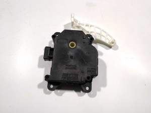 8710647170 (TOYOTA) Шаговый двигатель печки правыйToyota RAV4 HYBRID 15-18 Toyota RAV4 13-18