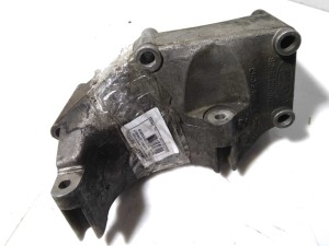 2T1Q10239CB (FORD) Кронштейн генератораFord Connect 02-13